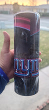 Load image into Gallery viewer, NY Giants 20oz Skinny Tumbler
